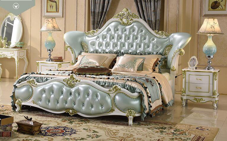 Mẫu giường phòng ngủ phong cách cổ điển sang trọng